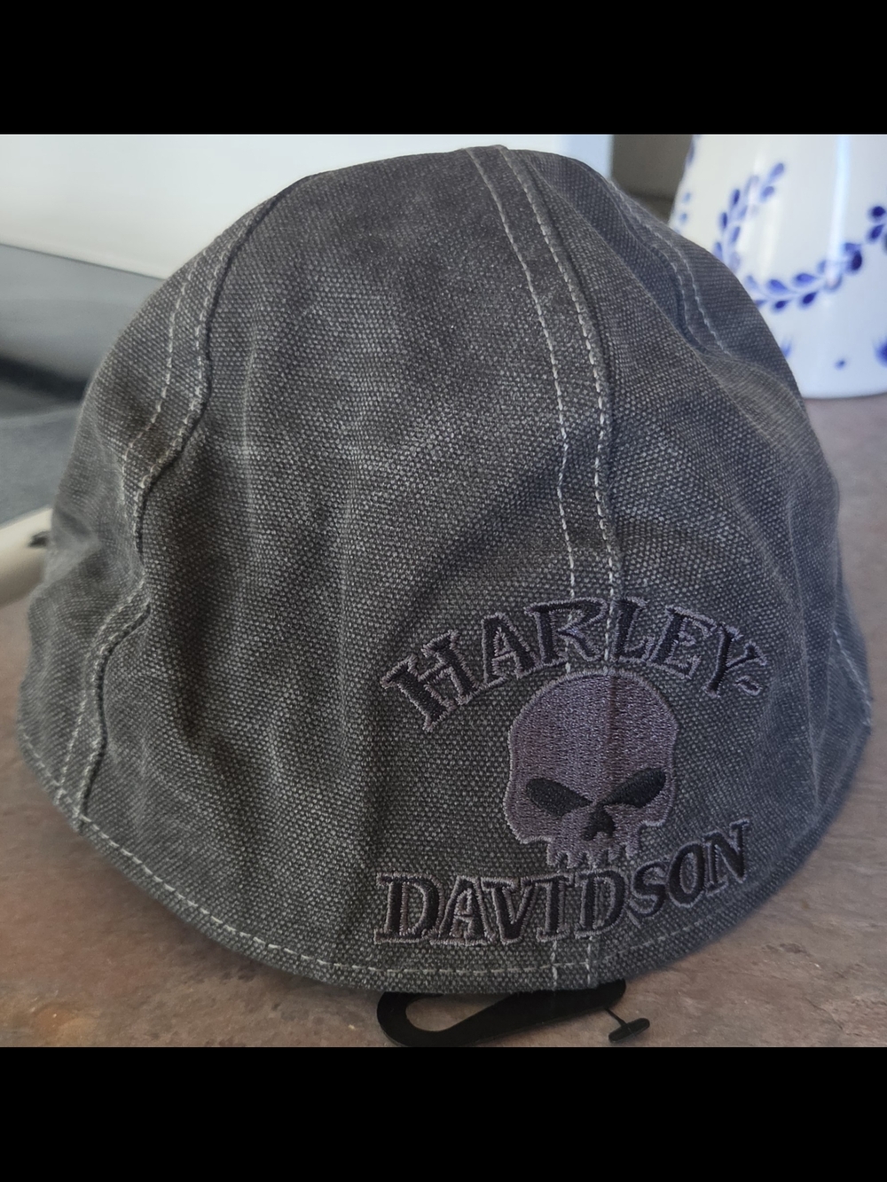 Harley-Davidson Black Tag and Cord with Large White Size Label